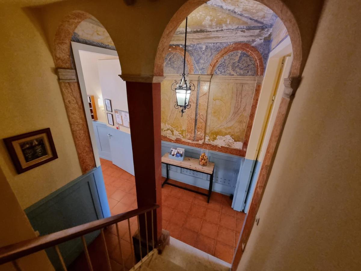 Hotel Torino Masnou Buitenkant foto