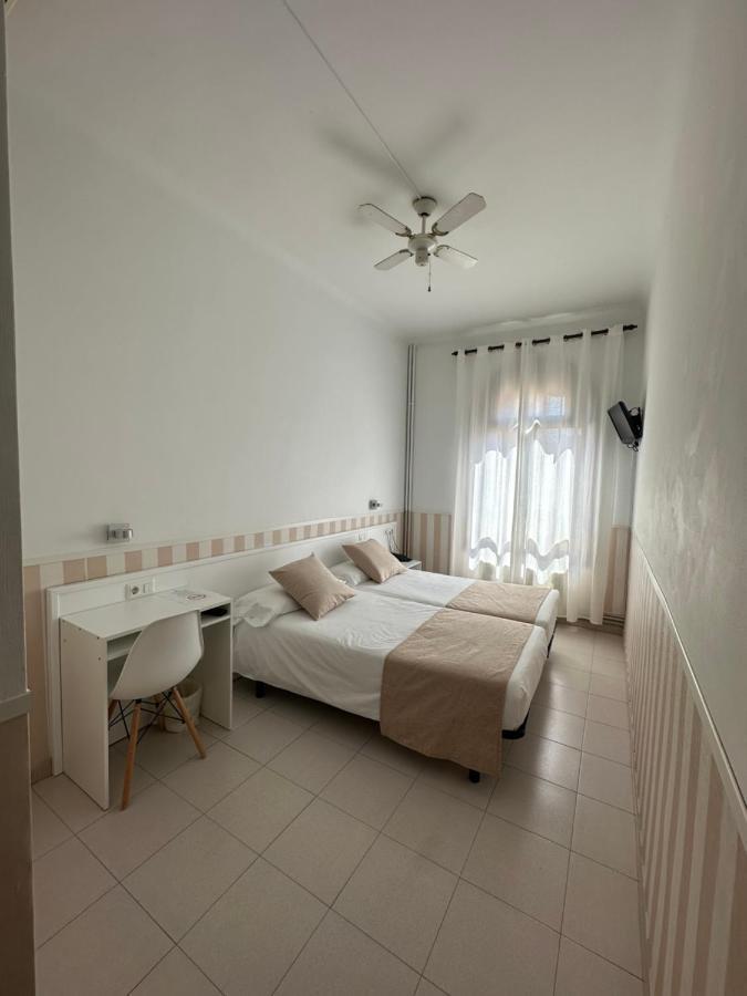 Hotel Torino Masnou Buitenkant foto