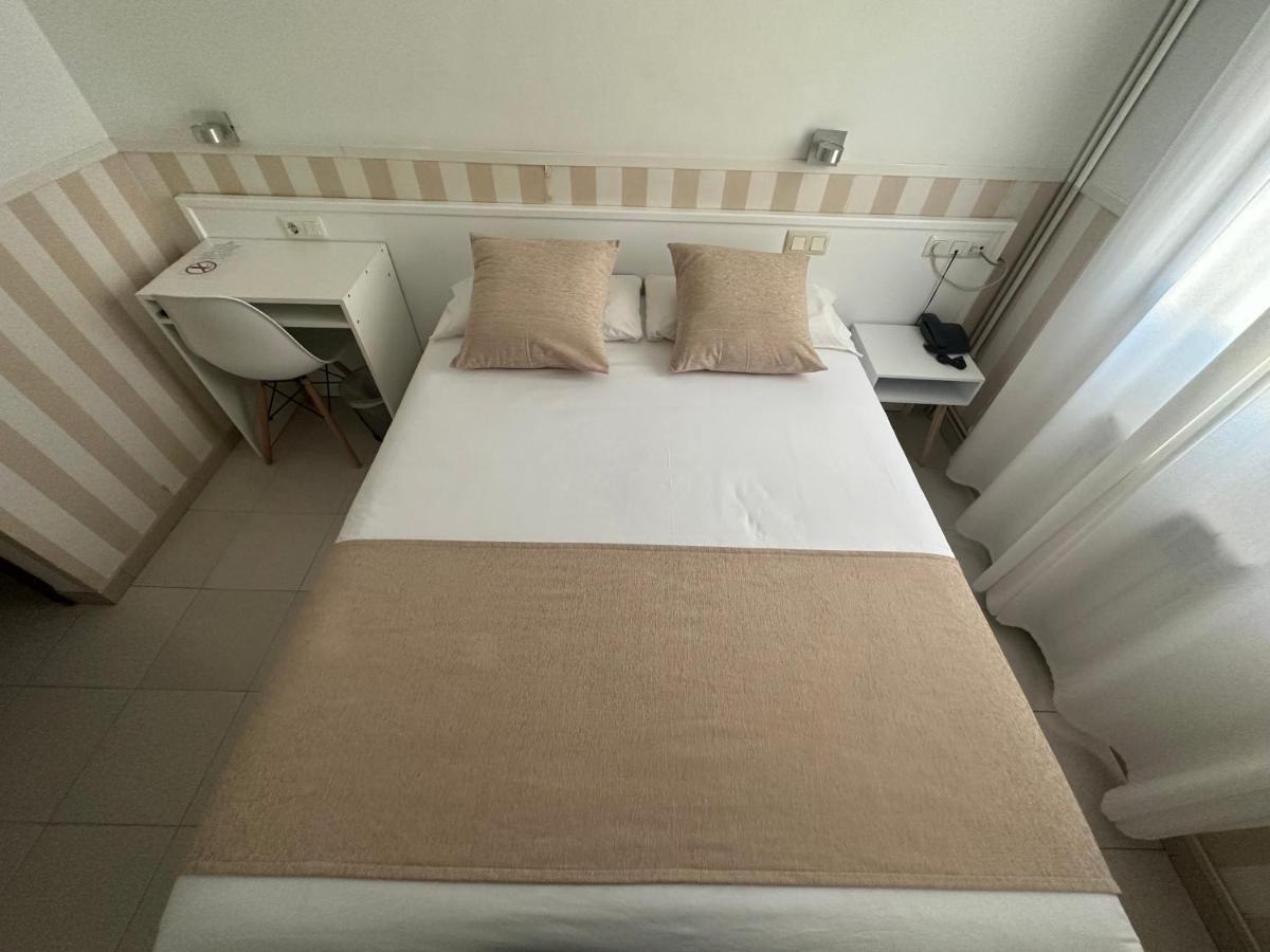 Hotel Torino Masnou Buitenkant foto
