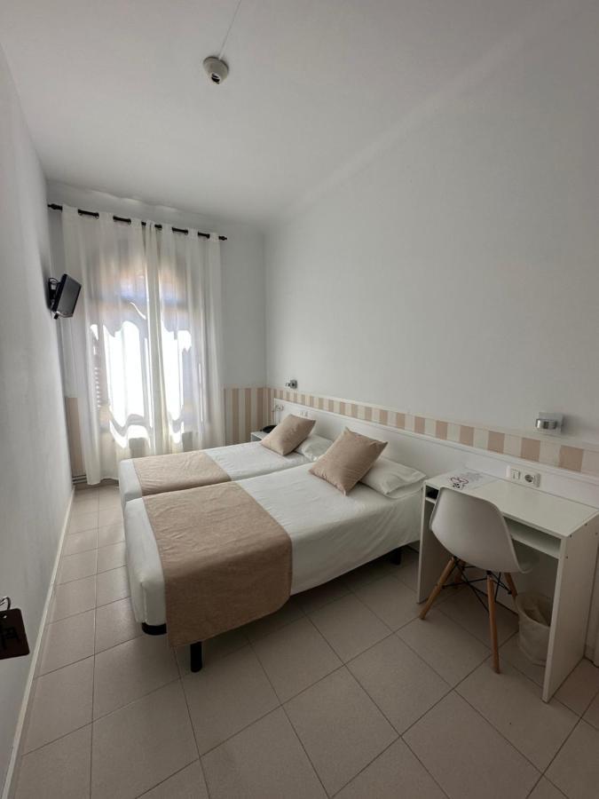 Hotel Torino Masnou Buitenkant foto