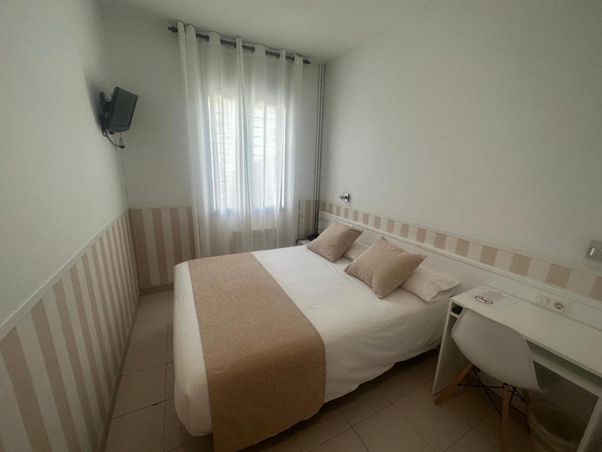 Hotel Torino Masnou Buitenkant foto