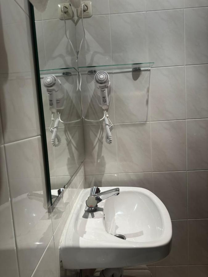 Hotel Torino Masnou Buitenkant foto